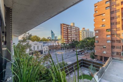 Venta de apartamento 1 dormitorio con renta en La Aguada