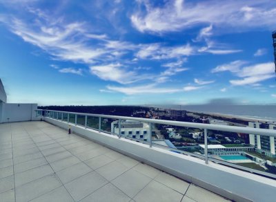 venta apartamento 3 dormitorios Playa brava punta del este vista al mar