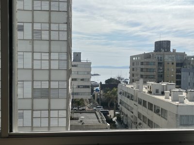 Apartamento en Venta 2 dormitorios en Península Punta del Este con terraza