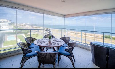 Venta o alquiler de Penthouse en primera linea en Pinares. Punta del Este, Uruguay.