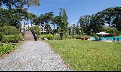 Venta Apartamento 2 Dormitorios Solanas Punta Ballena Green Park Parrillero