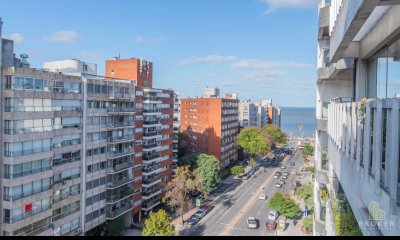 Venta Apartamento Pocitos 3 dormitorios y servicio