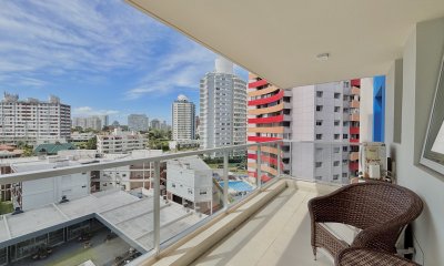 venta apartamento punta del este 2 dormitorios Arenas del Mar Playa Brava Aidy Grill