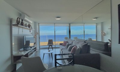 Venta apartamento Punta del Este 2 dormitorios playa mansa punta del este vista al mar