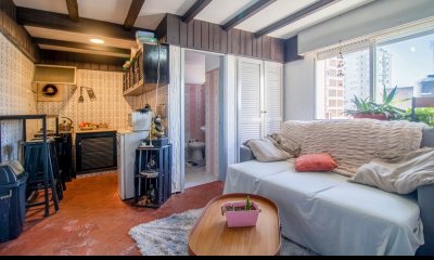 Apartamento de un dormitorio en venta en Peninsula. Punta del Este, Uruguay.
