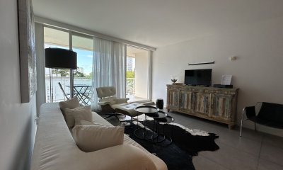Oportunidad en Roosevelt, Apartamento 1 dormitorio y medio con todos los amenities y servicios