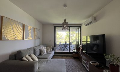 Apartamento en Venta 2 dormitorios con parrillero propio y garaje en San Rafael Punta del Este