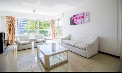 Venta de apartamento en Roosevelt de tres dormitorios. Punta del Este, Uruguay.
