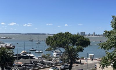 Venta Apartamento de 3 dormitorios en Peninsula cerca al Puerto Punta del Este Maldonado