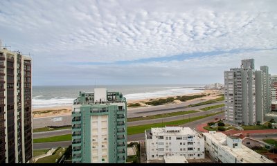 OPORTUNIDAD Apartamento en Venta 2 dormitorios con Vista al Mar en Playa Brava Punta del Este