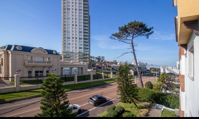 Oportunidad Apartamento en Venta 2 dormitorios Mansa Punta del Este, Uruguay.