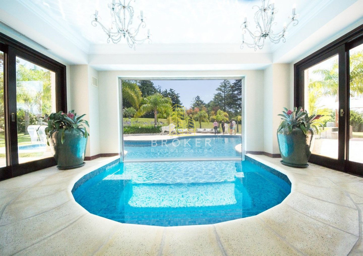 Casa ID.161/Mansion_En_Golf_Punta_Del_Este_7_Suites_Piscina_Jacuzzi_Gym_(ref:_Bkb-546) - Mansion En Golf Punta Del Este 7 Suites Piscina Jacuzzi Gym (ref: Bkb-546)