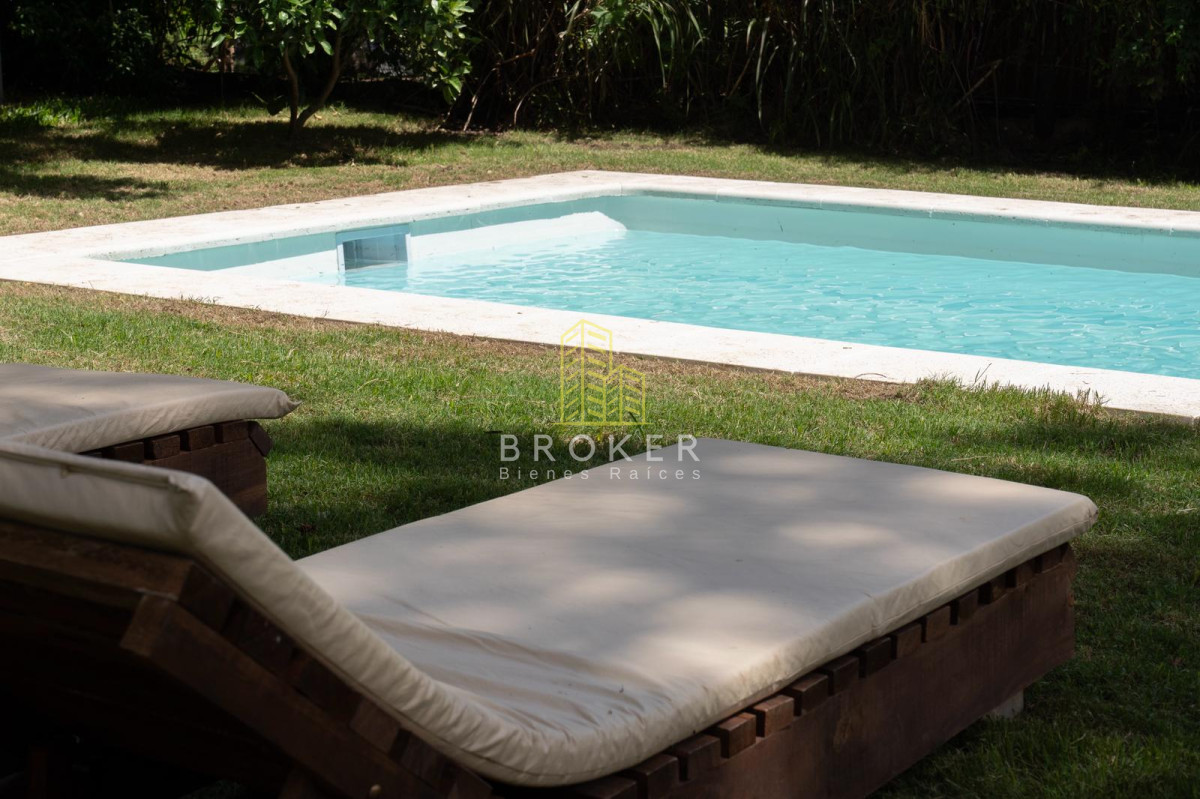 Casa ID.9471/Alquiler_de_temporada_Casa_4_dormitorios_en_La_Barra,_Punta_del_Este - Alquiler de temporada Casa 4 dormitorios en La Barra, Punta del Este