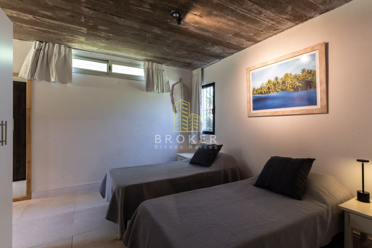 Casa ID.8866/Espectacular_y_moderna_casa_en_la_barra_para_alquiler_de_temporada - Espectacular y moderna casa en la barra para alquiler de temporada