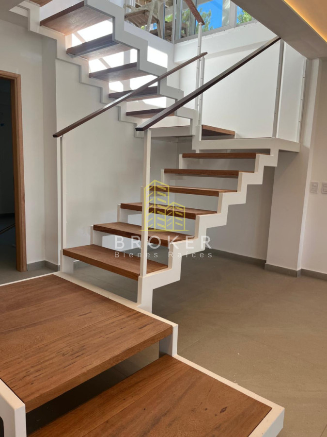 Casa ID.9471/Alquiler_de_temporada_Casa_4_dormitorios_en_La_Barra,_Punta_del_Este - Alquiler de temporada Casa 4 dormitorios en La Barra, Punta del Este