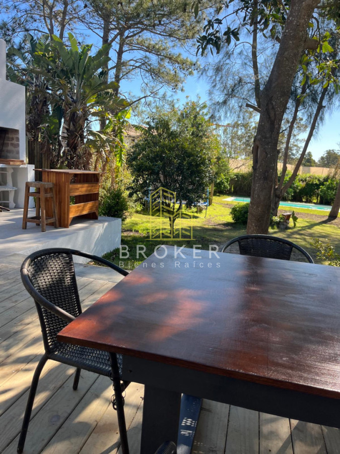 Casa ID.9471/Alquiler_de_temporada_Casa_4_dormitorios_en_La_Barra,_Punta_del_Este - Alquiler de temporada Casa 4 dormitorios en La Barra, Punta del Este