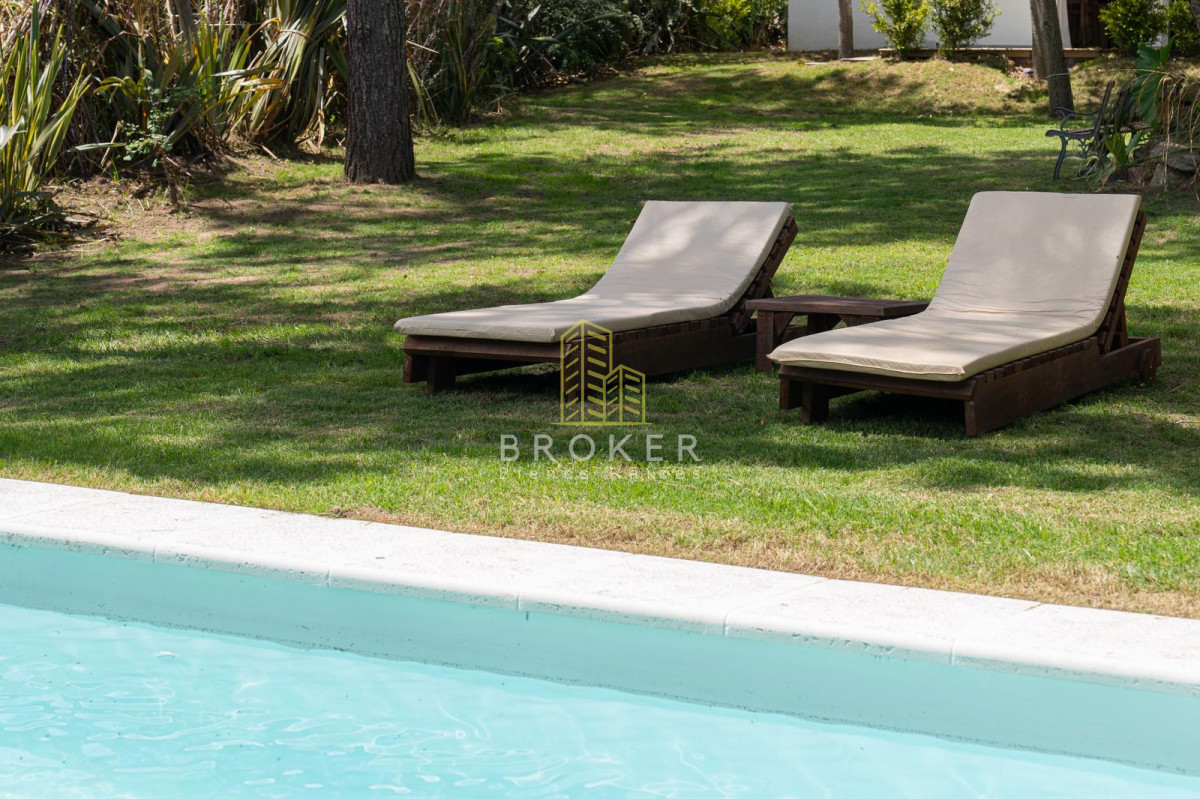 Casa ID.9471/Alquiler_de_temporada_Casa_4_dormitorios_en_La_Barra,_Punta_del_Este - Alquiler de temporada Casa 4 dormitorios en La Barra, Punta del Este