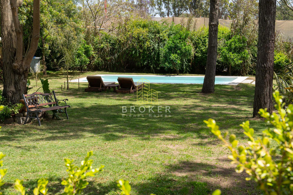 Casa ID.9471/Alquiler_de_temporada_Casa_4_dormitorios_en_La_Barra,_Punta_del_Este - Alquiler de temporada Casa 4 dormitorios en La Barra, Punta del Este