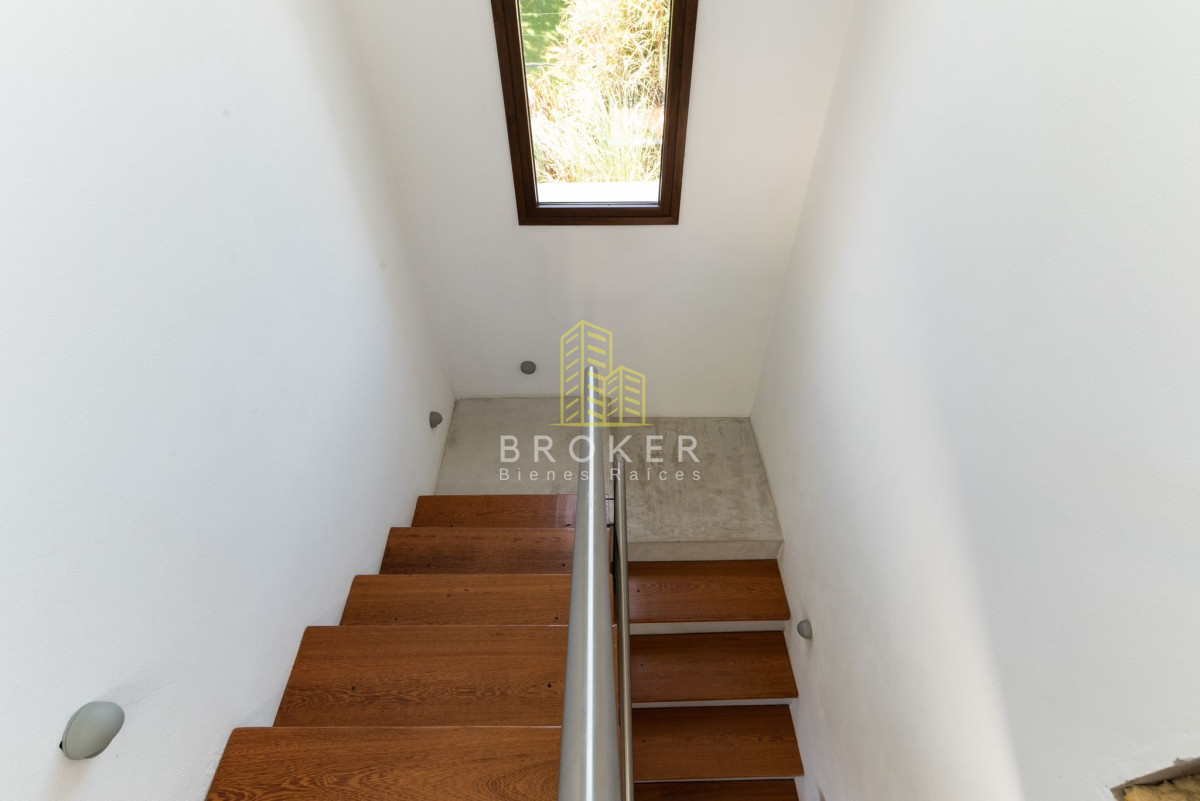 Casa ID.8866/Espectacular_y_moderna_casa_en_la_barra_para_alquiler_de_temporada - Espectacular y moderna casa en la barra para alquiler de temporada