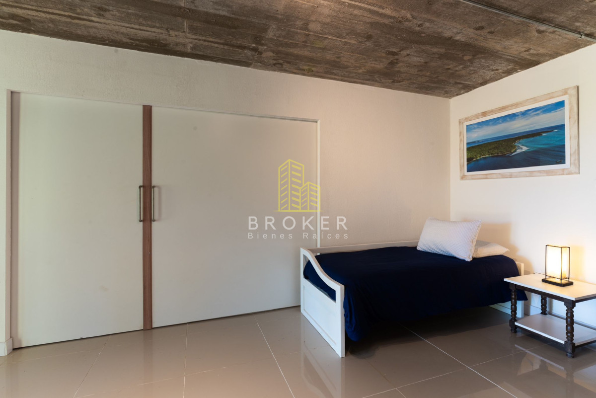 Casa ID.8866/Espectacular_y_moderna_casa_en_la_barra_para_alquiler_de_temporada - Espectacular y moderna casa en la barra para alquiler de temporada