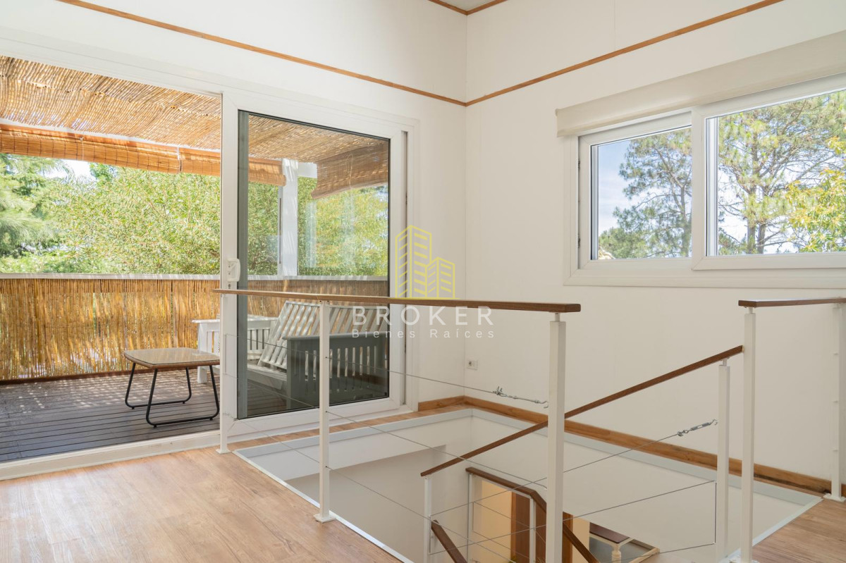 Casa ID.9471/Alquiler_de_temporada_Casa_4_dormitorios_en_La_Barra,_Punta_del_Este - Alquiler de temporada Casa 4 dormitorios en La Barra, Punta del Este