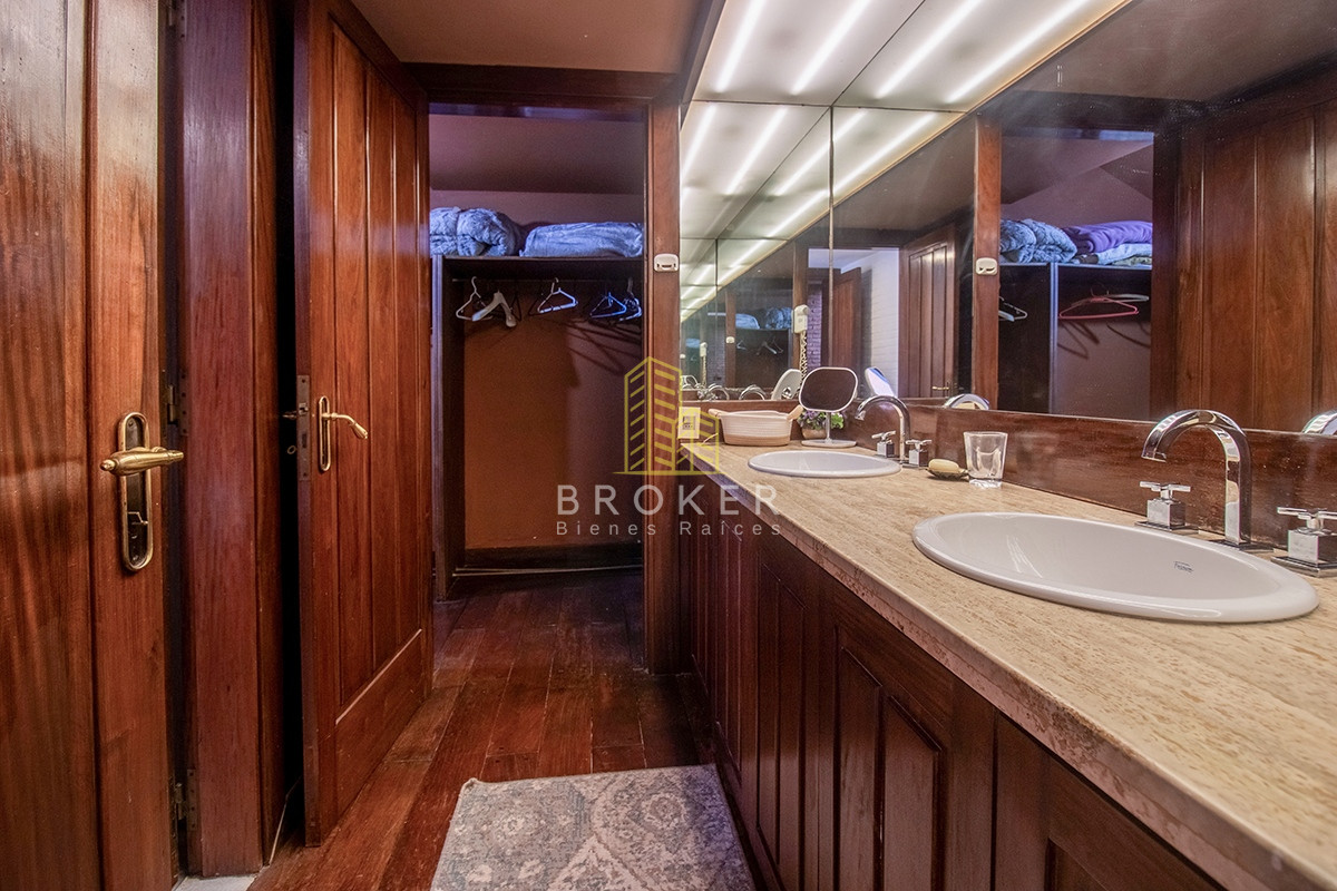 Casa ID.1787 - Venta y alquiler de Mansion Beverly Hills Punta del Este Uruguay, Uruguay.