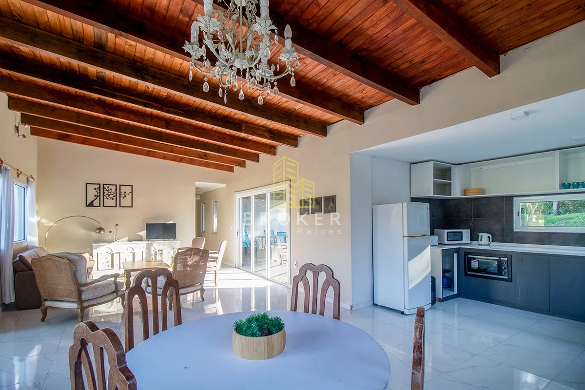 Casa ID.824/Oportunidad_en_venta_de_casa_en_barrio_privado,_3_dormitorios_en_Punta_Ballena - Oportunidad en venta de casa en barrio privado, 3 dormitorios en Punta Ballena. Punta del Este, Uruguay