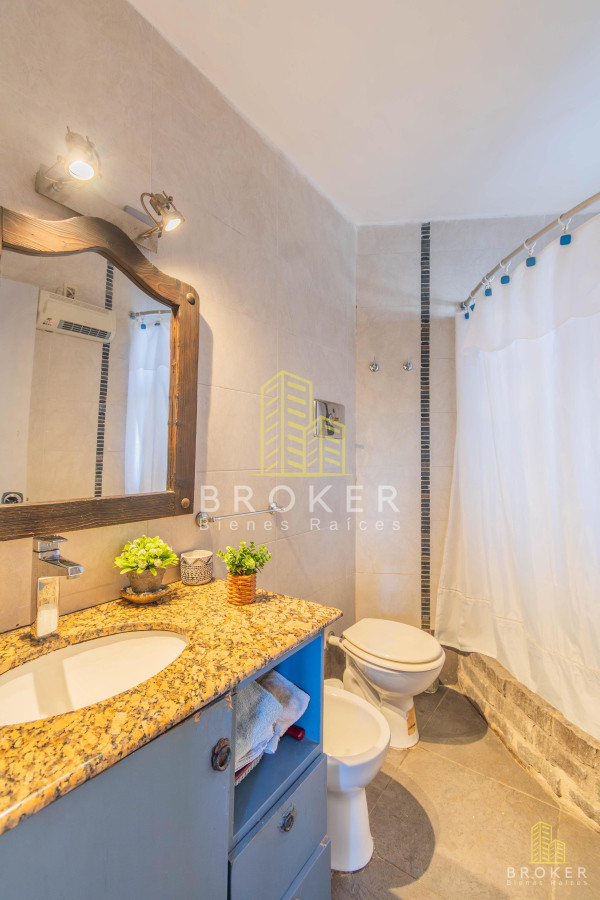 Casa ID.9250/VENTA_CASA_MALVIN_4_DORMITORIOS_PH_DE_ALTOS_ - VENTA CASA MALVIN 4 DORMITORIOS PH DE ALTOS 