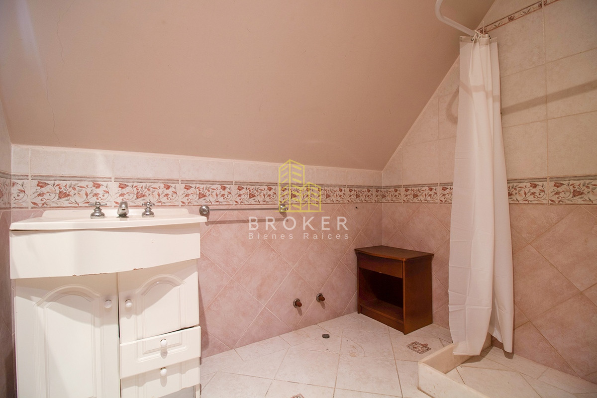 Casa ID.37/Venta_Mansión_frente_al_mar_en_Punta_Del_Este_Playa_Mansa - Venta Mansión frente al mar en Punta Del Este Playa Mansa