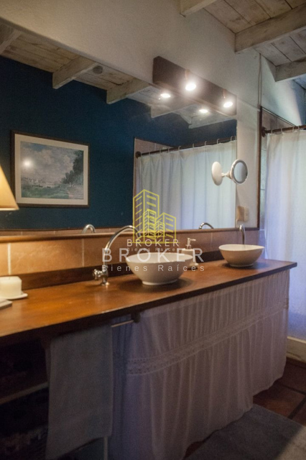 Casa ID.102/Venta_Casa_La_Barra_Punta_Del_Este_ - Venta Casa La Barra Punta Del Este 