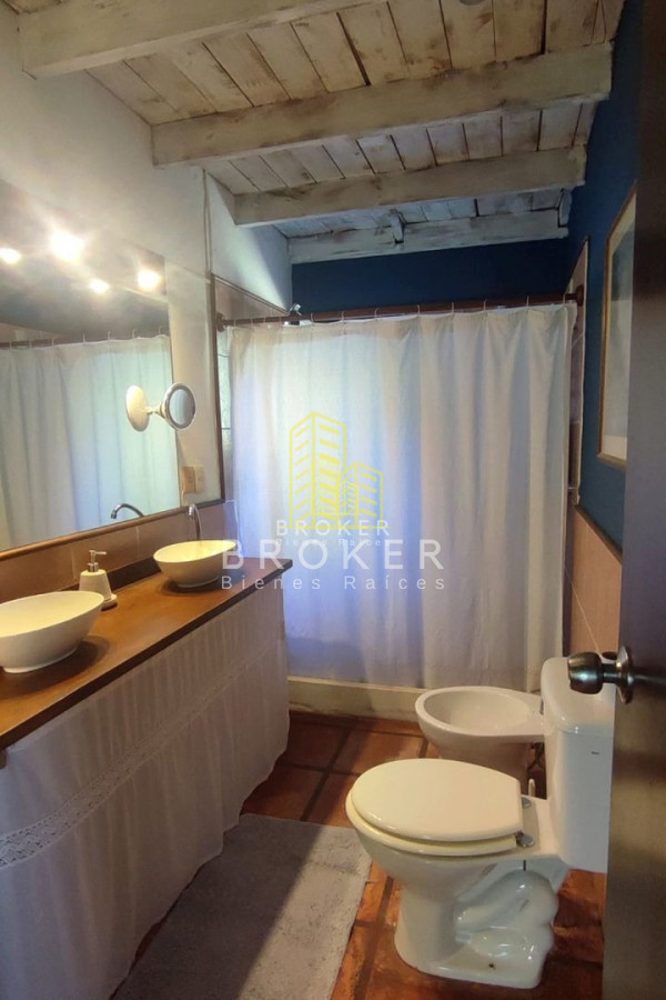 Casa ID.102/Venta_Casa_La_Barra_Punta_Del_Este_ - Venta Casa La Barra Punta Del Este 