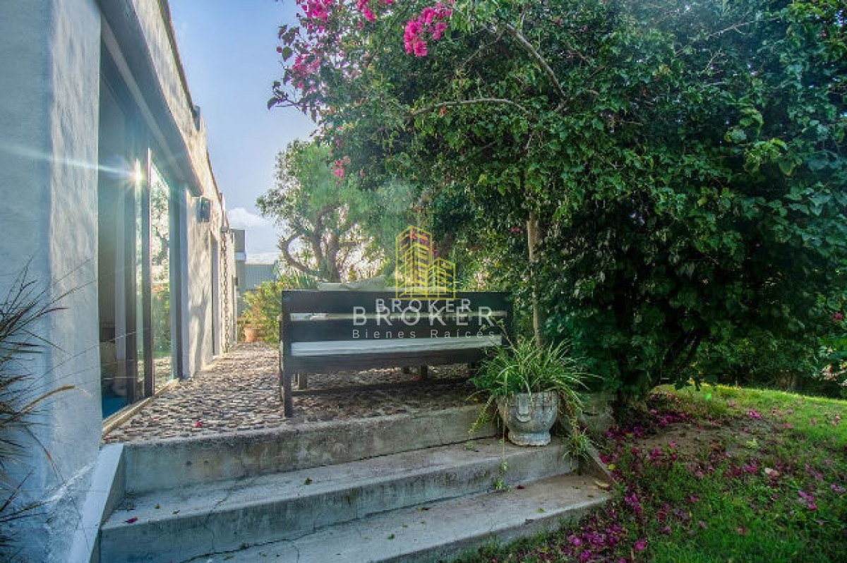Casa ID.108/Alquiler_Casa_La_Barra_Punta_Del_Este_Broker_1754_(ref:_Bkb-1754) - Alquiler Casa La Barra Punta Del Este Broker 1754 (ref: Bkb-1754)