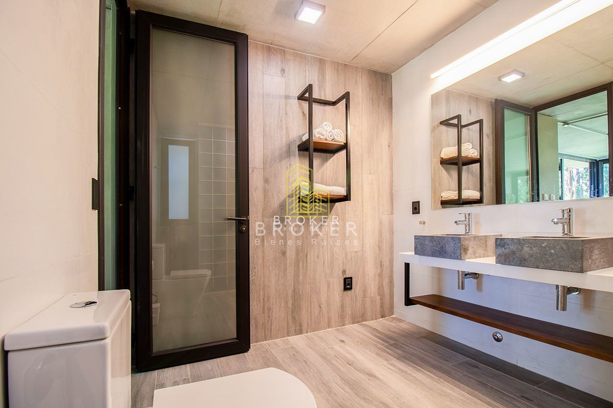 Casa ID.120/Venta_Casa_Punta_Ballena_Barrio_Privado_Design_Village - Venta Casa Punta Ballena Barrio Privado Design Village