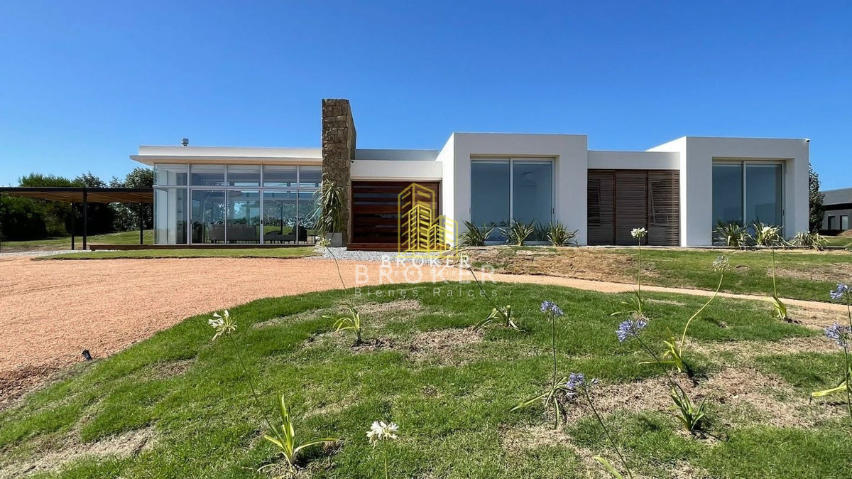 Casa ID.149/Venta_De_Casa_En_Pueblo_Mio_Manantiales!_ - Venta De Casa En Pueblo Mio Manantiales! 