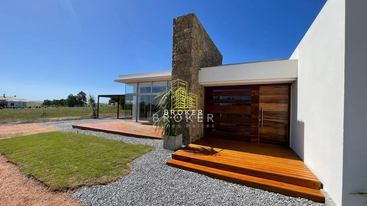 Casa ID.149/Venta_De_Casa_En_Pueblo_Mio_Manantiales!_ - Venta De Casa En Pueblo Mio Manantiales! 
