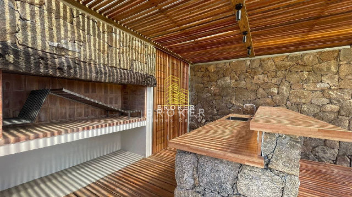 Casa ID.149/Venta_De_Casa_En_Pueblo_Mio_Manantiales!_ - Venta De Casa En Pueblo Mio Manantiales! 