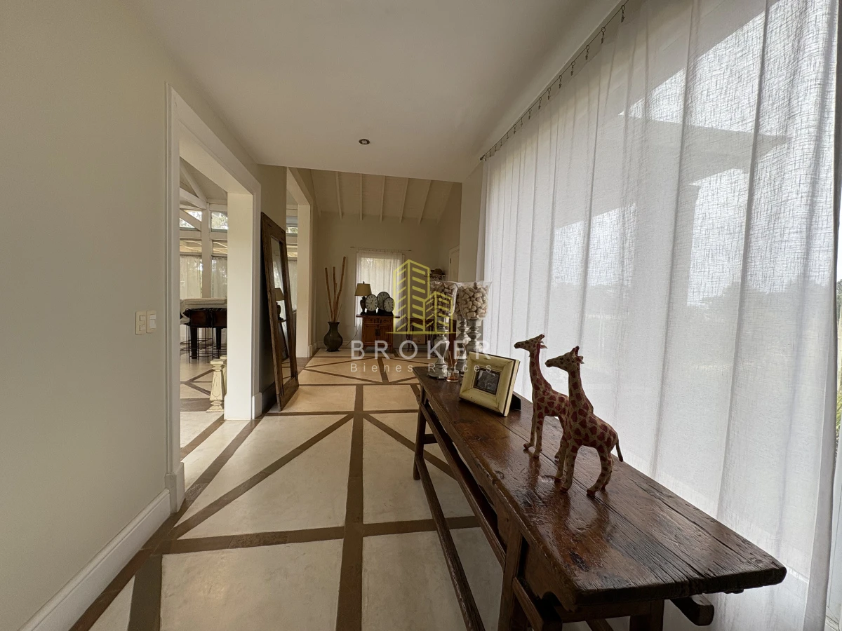 Casa ID.76/Venta_Casa_La_Barra_Punta_Del_Este_Broker_ - Venta De Icónica Casa de Lujo en la Barra, una casa de revista de gran nivel 
