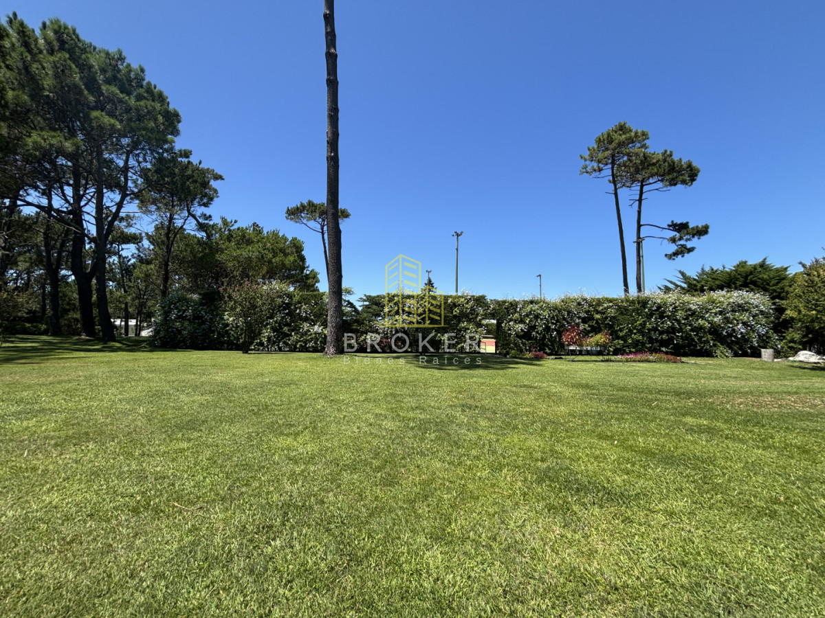 Casa ID.9736/Venta_casa_mansa_punta_del_este_piscina_ - Venta casa mansa punta del este piscina 