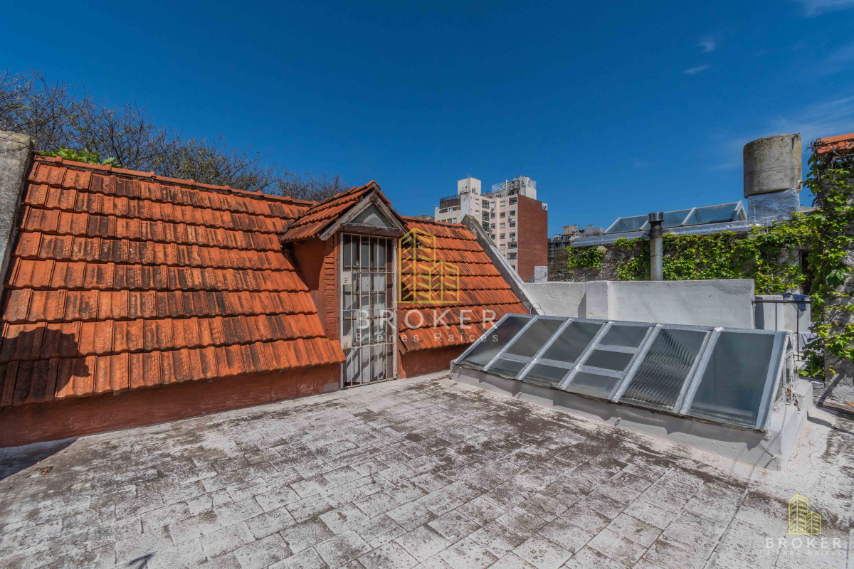 Casa ID.1913/Venta_Casa_de_4_Dormitorios_en_Pocitos._Montevideo_Uruguay. - Venta Casa de 4 Dormitorios en Pocitos. Montevideo Uruguay.