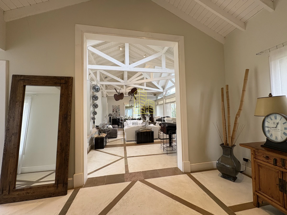 Casa ID.76/Venta_Casa_La_Barra_Punta_Del_Este_Broker_ - Venta De Icónica Casa de Lujo en la Barra, una casa de revista de gran nivel 