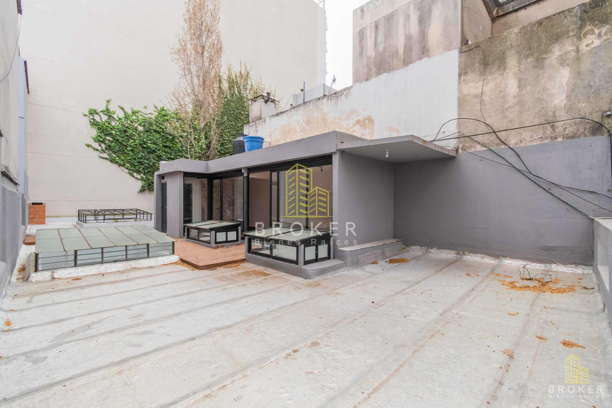 Casa ID.9363/Venta_Casa_Centro_4_dormitorios_reciclada! - Venta Casa Centro 4 dormitorios reciclada!