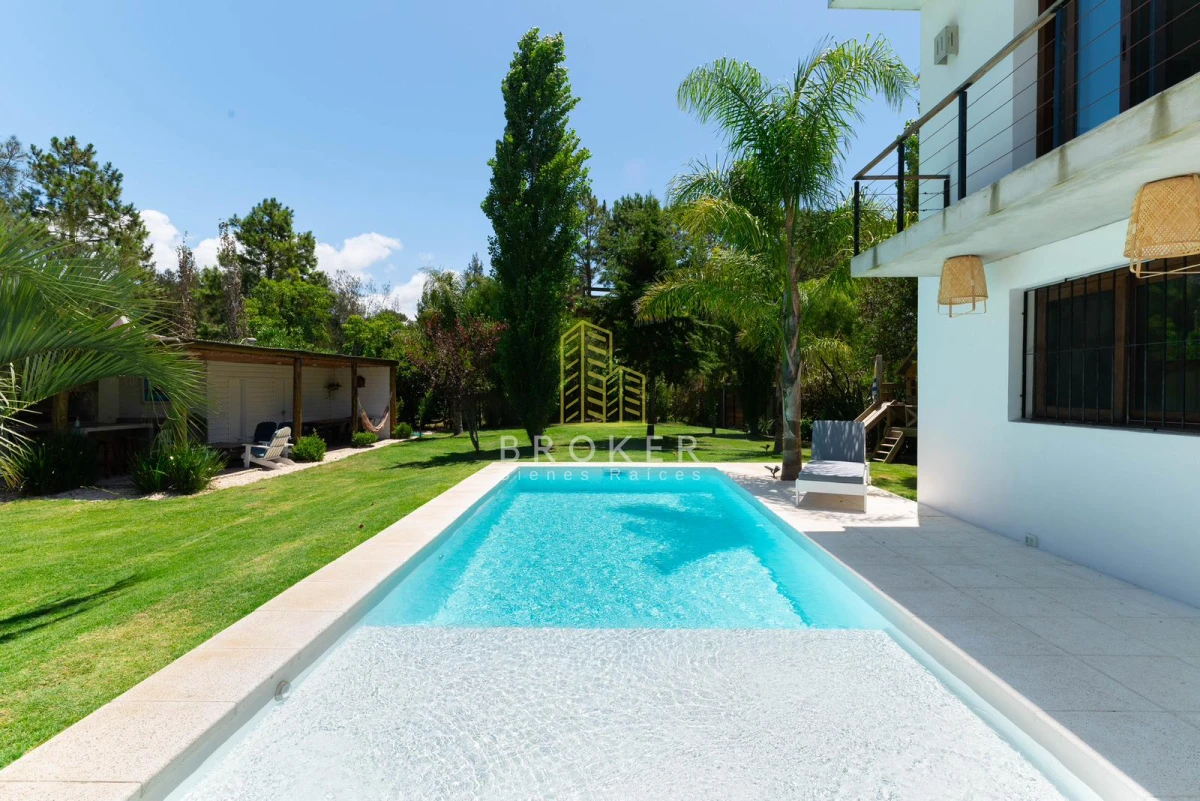 Casa ID.8866/Espectacular_y_moderna_casa_en_la_barra_para_alquiler_de_temporada - Espectacular y moderna casa en la barra para alquiler de temporada