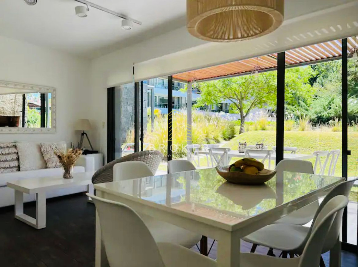 Casa ID.1034/Venta_Casa_en_barrio_privado,_San_Rafael._Punta_del_Este,_Uruguay. - Venta Casa en barrio privado, San Rafael. Punta del Este, Uruguay.