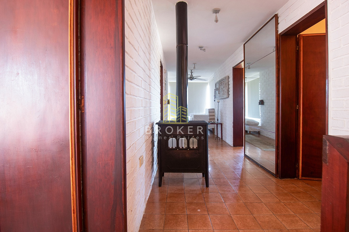 Casa ID.1099/Venta_de_casa_de_4_dormitorios_mas_dependencia_en_el_Chorro._._Punta_del_Este,_Uruguay. - Venta de casa de 4 dormitorios mas dependencia en el Chorro. . Punta del Este, Uruguay.