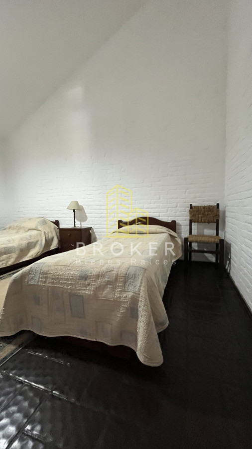 Casa ID.9399 - VENTA CASA PUNTA DEL ESTE Playa Mansa Parada 16