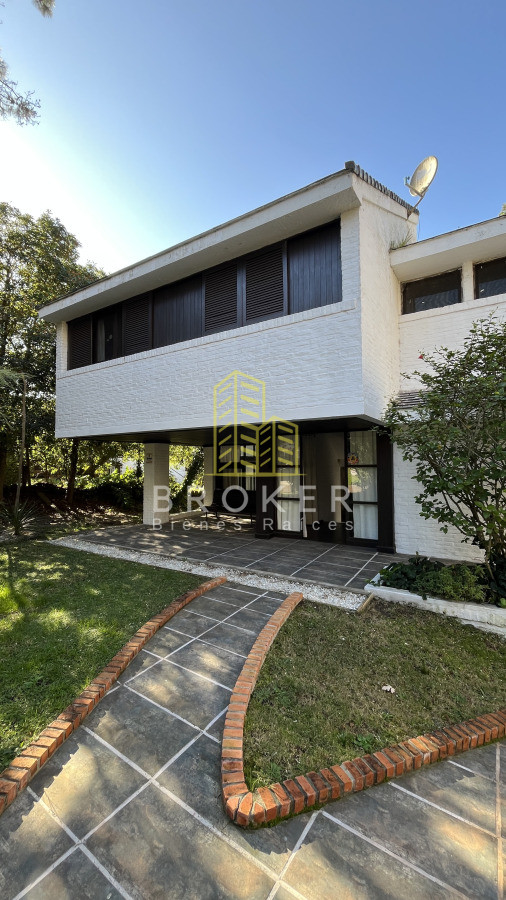 Casa ID.9399 - VENTA CASA PUNTA DEL ESTE Playa Mansa Parada 16