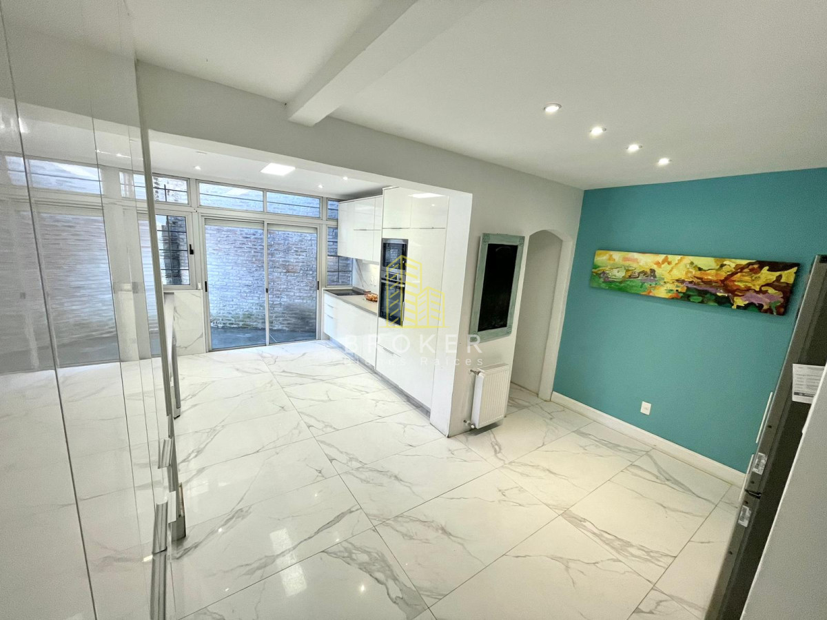 Casa ID.9084/Alquiler_Casa_4_dormitorios_Playa_Mansa,_Punta_del_Este - Alquiler Casa 4 dormitorios Playa Mansa, Punta del Este