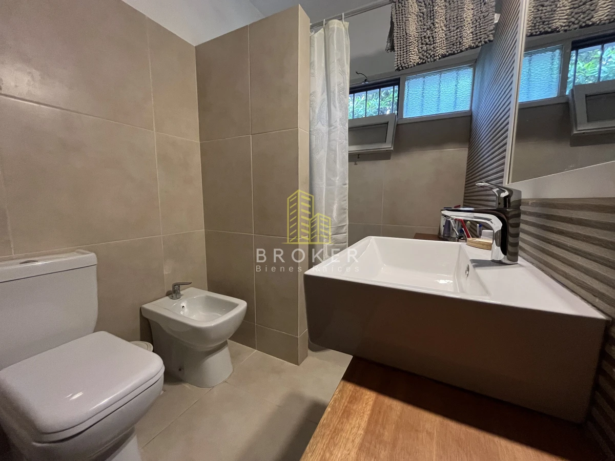 Casa ID.1938/Alquiler_Temporal_Casa_3_dormitorios_en_Pinares_cerca_de_la_Playa_Punta_del_Este_Maldonado - Alquiler Temporal Casa 3 dormitorios en Pinares cerca de la Playa Punta del Este Maldonado