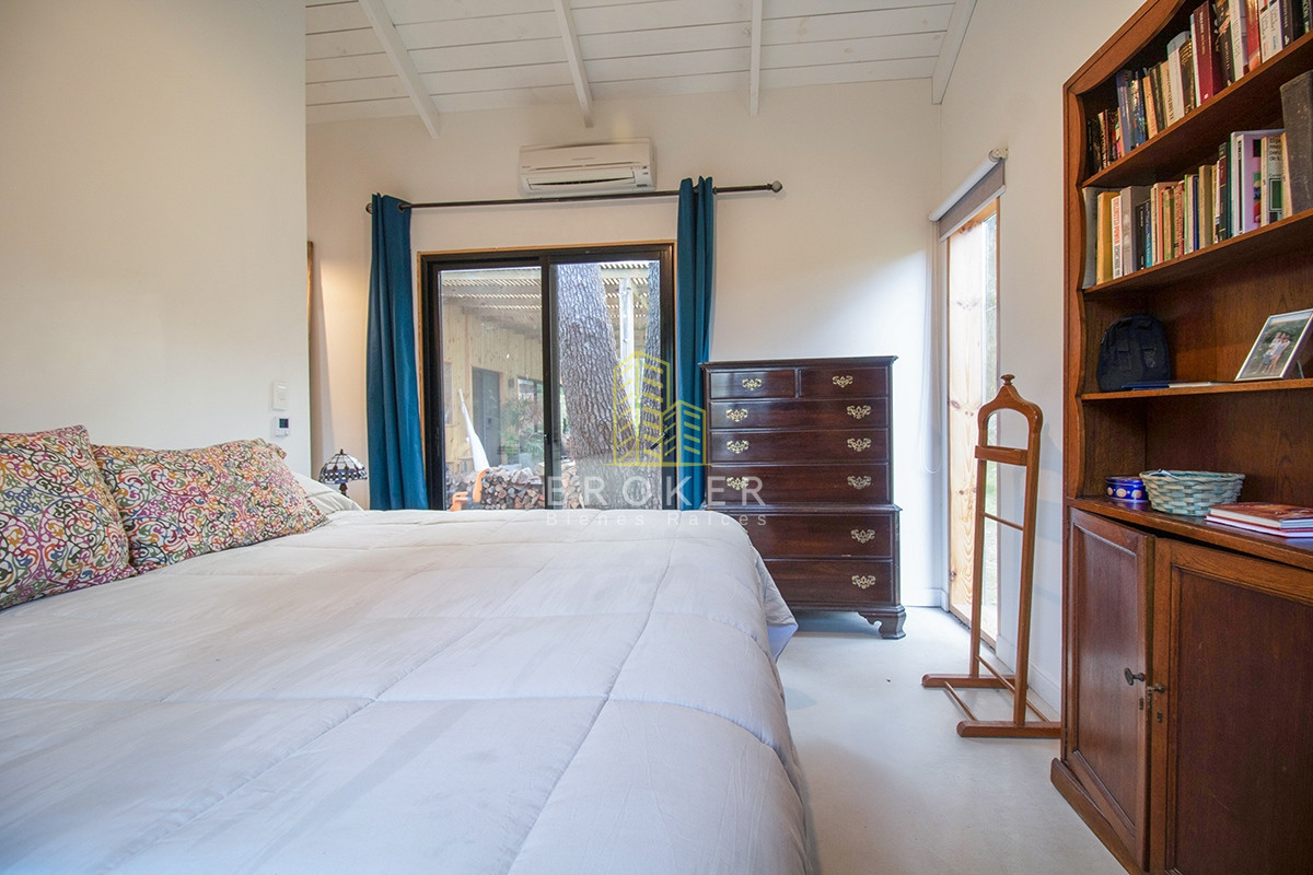 Casa ID.704/Venta_de_amplia_casa_en_Barra_Verde - Venta y alquiler de casa de 3 dormitorios en Barra Verde. Punta del Este, Uruguay.