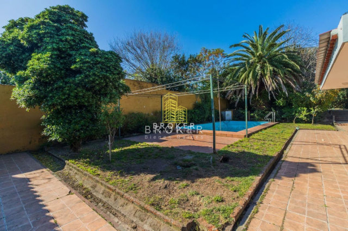 Casa ID.241/Venta_Casa_De_3_Dormitorios_En_Malvin_Norte__(ref:_Bkb-1637) - Venta Casa De 3 Dormitorios En Malvin Norte  (ref: Bkb-1637)